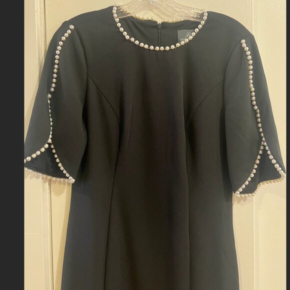 Adrianna Papell Pearl Trim Crepe Midi Dress (Size 8) - Picture 7 of 12